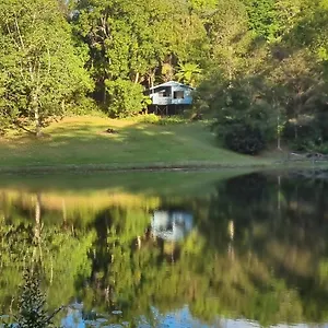 Country Montville